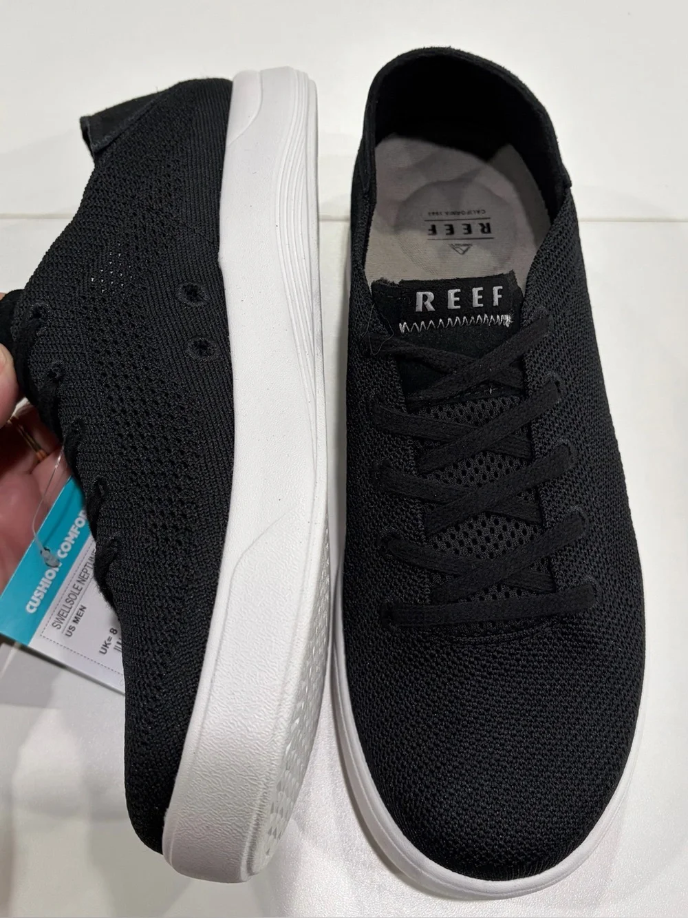 Reef Men's Size 12 Swellsole Neptune Sneakers Black White NWT Cushion Light